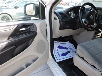 2013 Dodge Grand Caravan SE   - Photo 16 - Lexington, NE 68850
