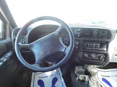 1998 GMC Jimmy SLS Sport - Photo 14 - Lexington, NE 68850