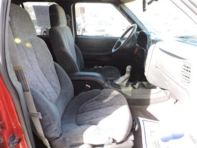1998 GMC Jimmy SLS Sport - Photo 10 - Lexington, NE 68850