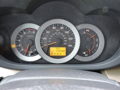 2010 Toyota RAV4   - Photo 17 - Lexington, NE 68850