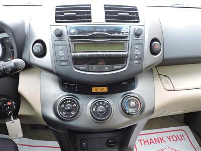 2010 Toyota RAV4   - Photo 18 - Lexington, NE 68850