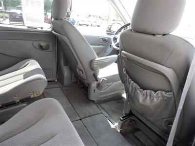 2006 Chrysler Town & Country Touring   - Photo 14 - North Platte, NE 69101