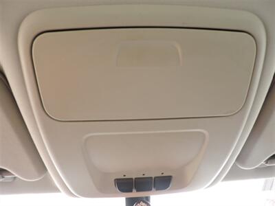 2011 Chevrolet Impala LT   - Photo 19 - Lexington, NE 68850