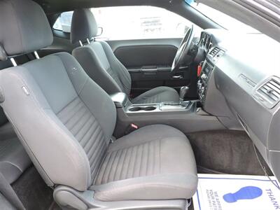 2012 Dodge Challenger SXT - Photo 11 - Lexington, NE 68850