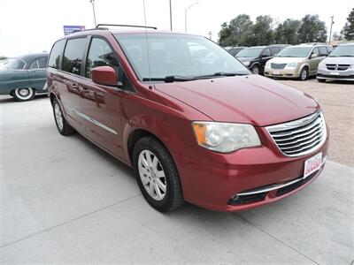 2014 Chrysler Town & Country Touring   - Photo 4 - Kearney, NE 68847