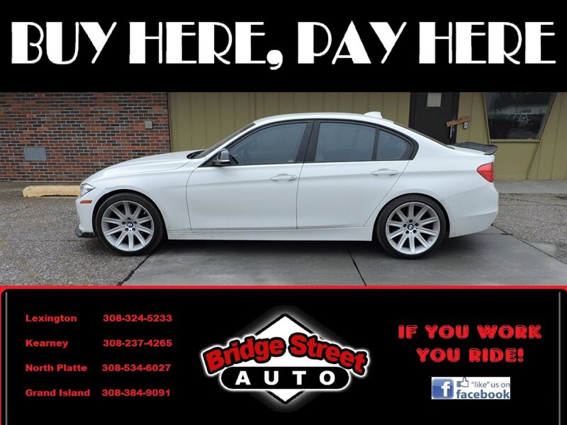 2015 BMW 320i  