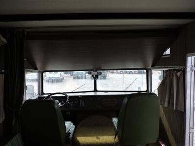 1973 Winnebago Bravo M300 - Photo 9 - Lexington, NE 68850