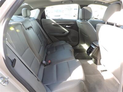 2014 Chevrolet Impala LTZ   - Photo 11 - Lexington, NE 68850