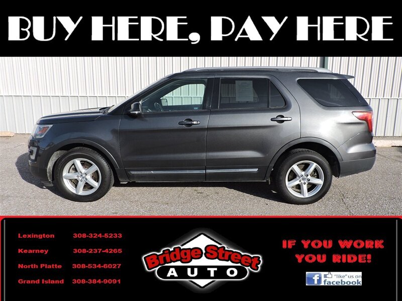 2016 Ford Explorer XLT  