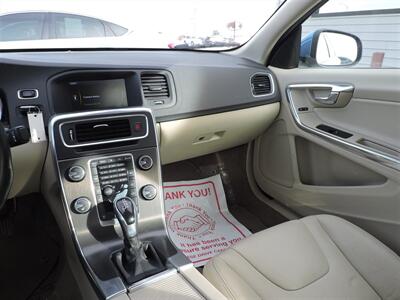 2014 Volvo S60 T5   - Photo 14 - Lexington, NE 68850