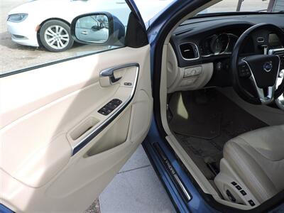 2014 Volvo S60 T5   - Photo 16 - Lexington, NE 68850