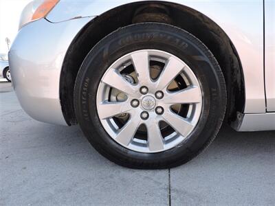 2007 Toyota Camry Hybrid - Photo 8 - Grand Island, NE 68801