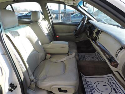 2002 Buick Park Avenue - Photo 10 - Grand Island, NE 68801