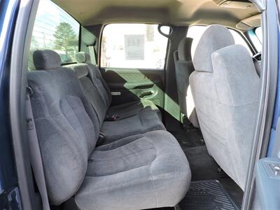 2001 Chevrolet Silverado 2500   - Photo 11 - Lexington, NE 68850
