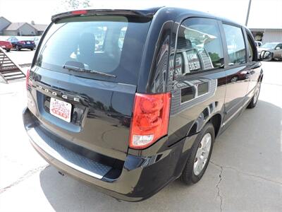 2013 Dodge Grand Caravan SE   - Photo 5 - Grand Island, NE 68801