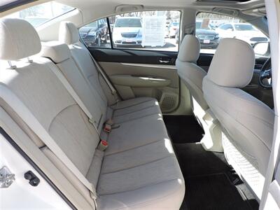 2013 Subaru Legacy 2.5i Premium - Photo 11 - Lexington, NE 68850