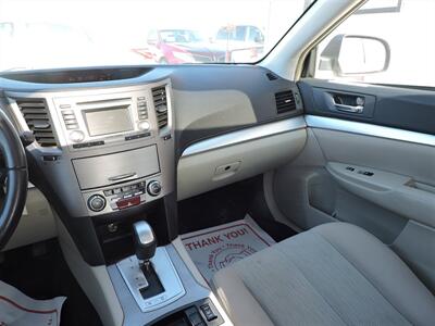 2013 Subaru Legacy 2.5i Premium - Photo 14 - Lexington, NE 68850