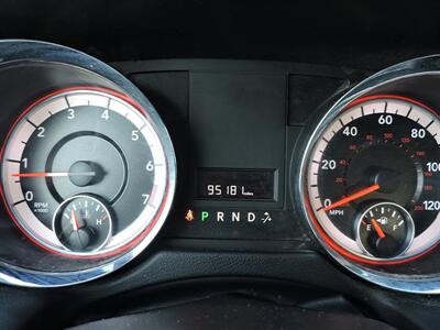 2017 Dodge Grand Caravan SXT   - Photo 16 - Lexington, NE 68850