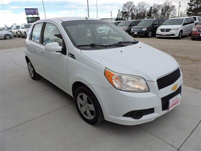 2011 Chevrolet Aveo5 LS - Photo 4 - Lexington, NE 68850