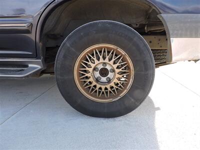 2000 Ford Explorer XLT   - Photo 8 - Lexington, NE 68850