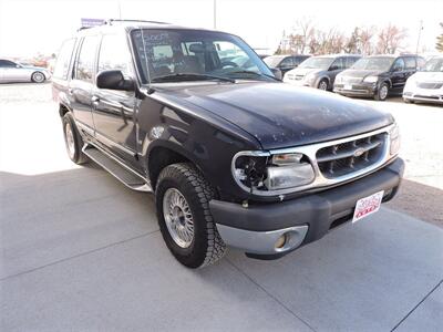 2000 Ford Explorer XLT   - Photo 4 - Lexington, NE 68850