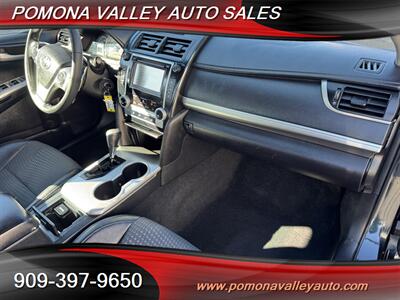 2014 Toyota Camry SE   - Photo 8 - Pomona, CA 91767