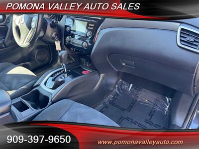 2016 Nissan Rogue S   - Photo 7 - Pomona, CA 91767