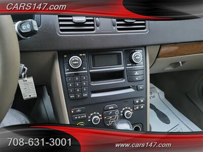 2007 Volvo XC90 3.2   - Photo 16 - Midlothian, IL 60445