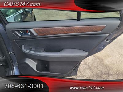 2017 Subaru Outback 2.5i Limited   - Photo 27 - Midlothian, IL 60445