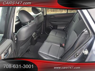 2017 Subaru Outback 2.5i Limited   - Photo 13 - Midlothian, IL 60445