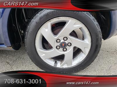 2004 Pontiac Vibe   - Photo 30 - Midlothian, IL 60445
