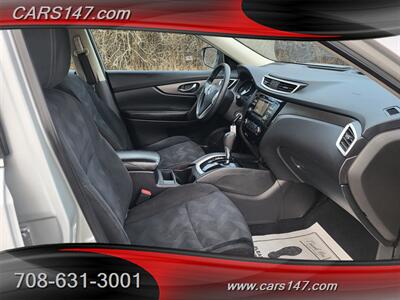 2016 Nissan Rogue S - Photo 12 - Midlothian, IL 60445