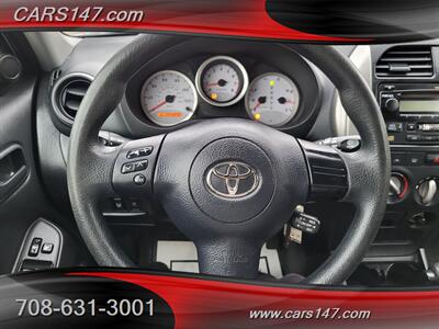 2004 Toyota RAV4   - Photo 17 - Midlothian, IL 60445