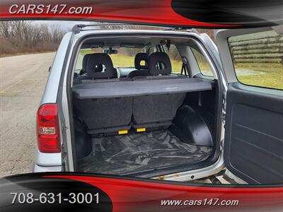 2004 Toyota RAV4   - Photo 10 - Midlothian, IL 60445