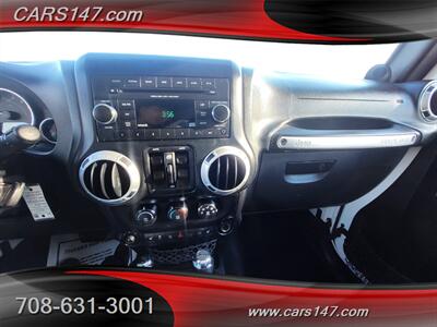 2014 Jeep Wrangler Unlimited Sahara - Photo 20 - Midlothian, IL 60445