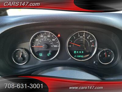 2014 Jeep Wrangler Unlimited Sahara - Photo 18 - Midlothian, IL 60445