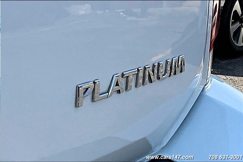 2010 Nissan Armada Platinum photo