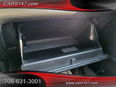 2017 Chevrolet Equinox LT   - Photo 22 - Midlothian, IL 60445