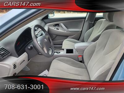 2009 Toyota Camry LE - Photo 11 - Midlothian, IL 60445