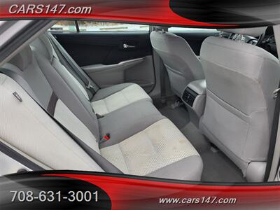 2014 Toyota Camry XLE - Photo 14 - Midlothian, IL 60445