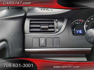 2014 Toyota Camry XLE - Photo 21 - Midlothian, IL 60445