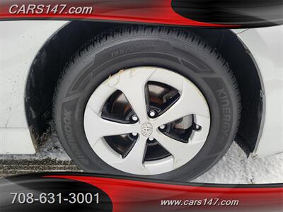 2015 Toyota Prius Two - Photo 29 - Midlothian, IL 60445