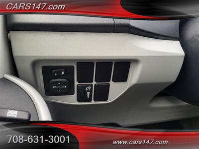 2015 Toyota Prius Two - Photo 20 - Midlothian, IL 60445