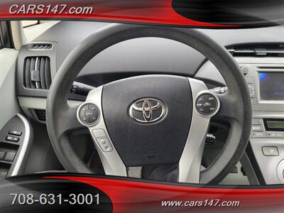 2015 Toyota Prius Two - Photo 16 - Midlothian, IL 60445