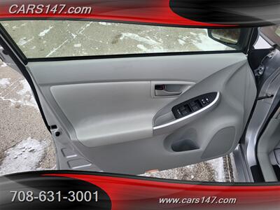 2015 Toyota Prius Two - Photo 27 - Midlothian, IL 60445