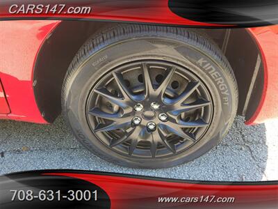 2006 Toyota Matrix XR - Photo 26 - Midlothian, IL 60445