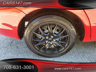 2006 Toyota Matrix XR - Photo 25 - Midlothian, IL 60445