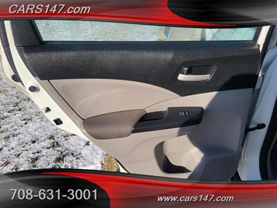 2012 Honda CR-V LX - Photo 26 - Midlothian, IL 60445