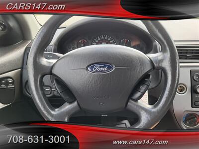 2005 Ford Focus ZX3 SE - Photo 20 - Midlothian, IL 60445