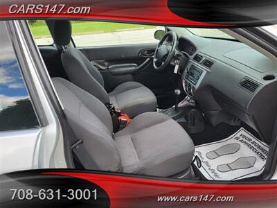 2005 Ford Focus ZX3 SE - Photo 14 - Midlothian, IL 60445